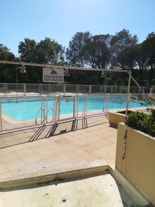 Charmant Studio Valescure Saint Raphael المظهر الخارجي الصورة